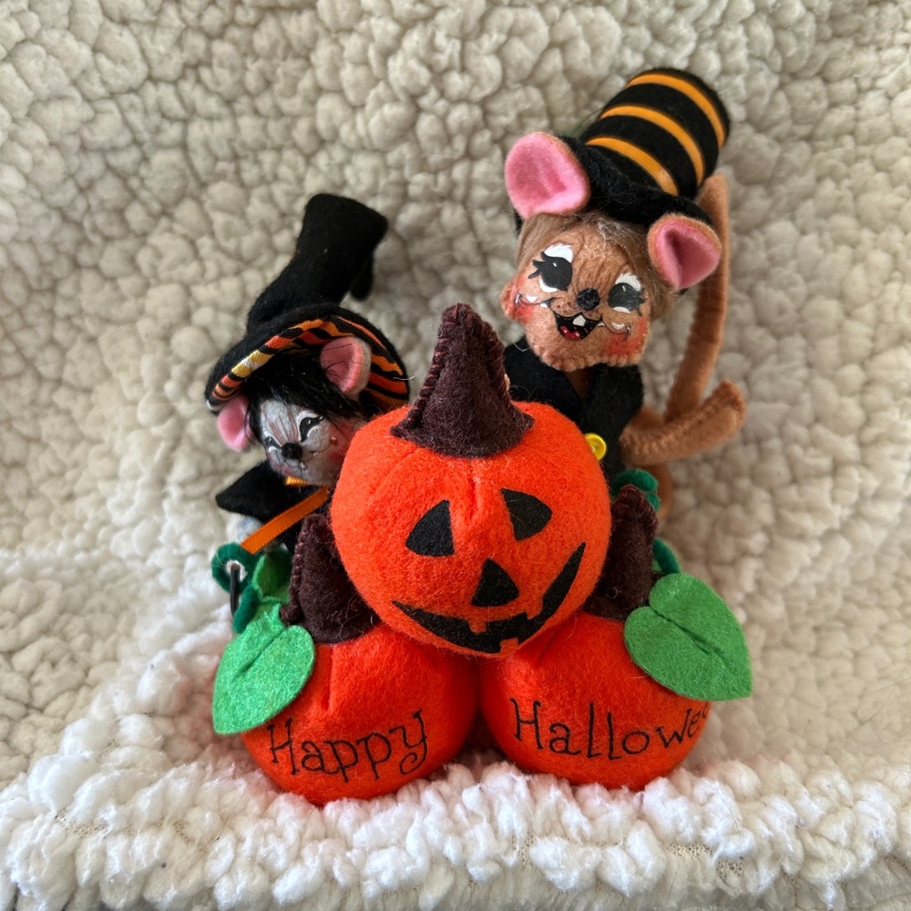 Annalee Halloween Mouse Decor - Orange and Black